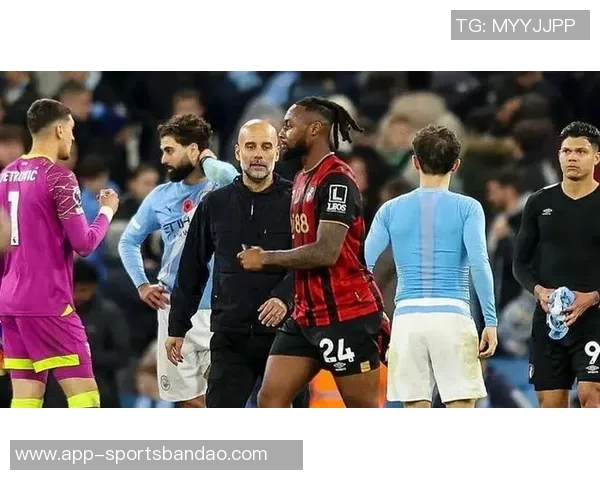 天空消息特拉福德冬窗留队曼城积极寻求赖因德斯替补人选