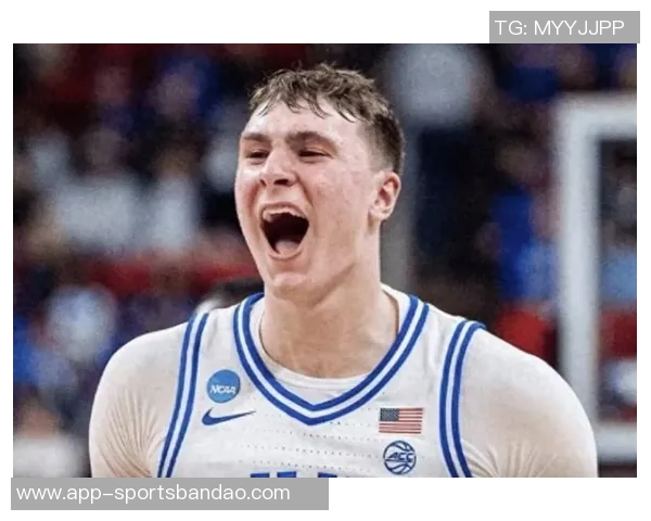 弗拉格表现平平11投5中贡献16分2板2助却有4次失误 弗拉格表现平平11投5中贡献16分2板2助却有4次失误